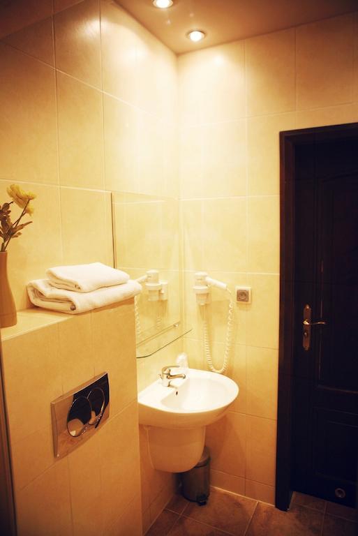 Hotel Zorza Namysłów Værelse billede