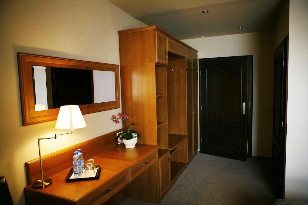 Hotel Zorza Namysłów Værelse billede